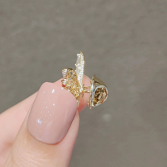 Alloy Women's Natural Style Flower Pattern Electroplated Brooch And Scarf Buckle