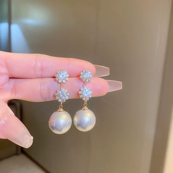 Alloy Zircon Pearl Geometric Earrings For Women Highend Minimalist Retro Style