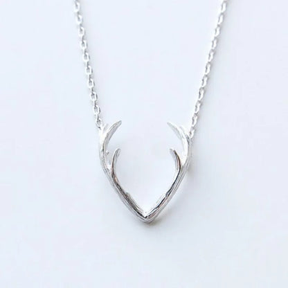 Necklace Short Clavicle Chain Female Reindeer Elk Pendant Necklace Wholesale