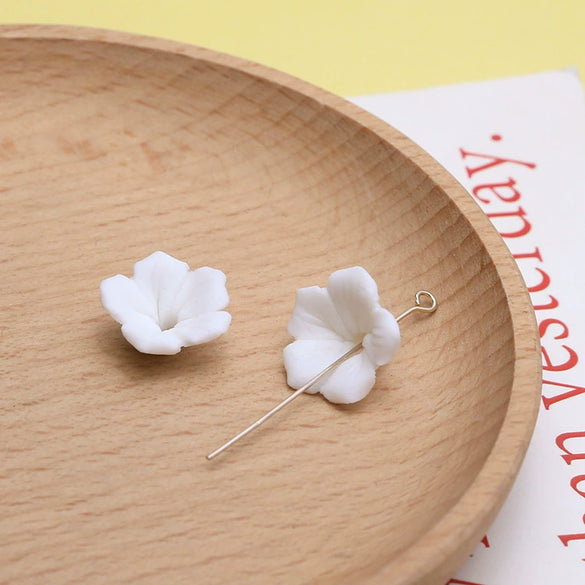 Artificial Ceramic Flower Perforated Beaded Handmade Earrings Hairpin Phone Case Accessories