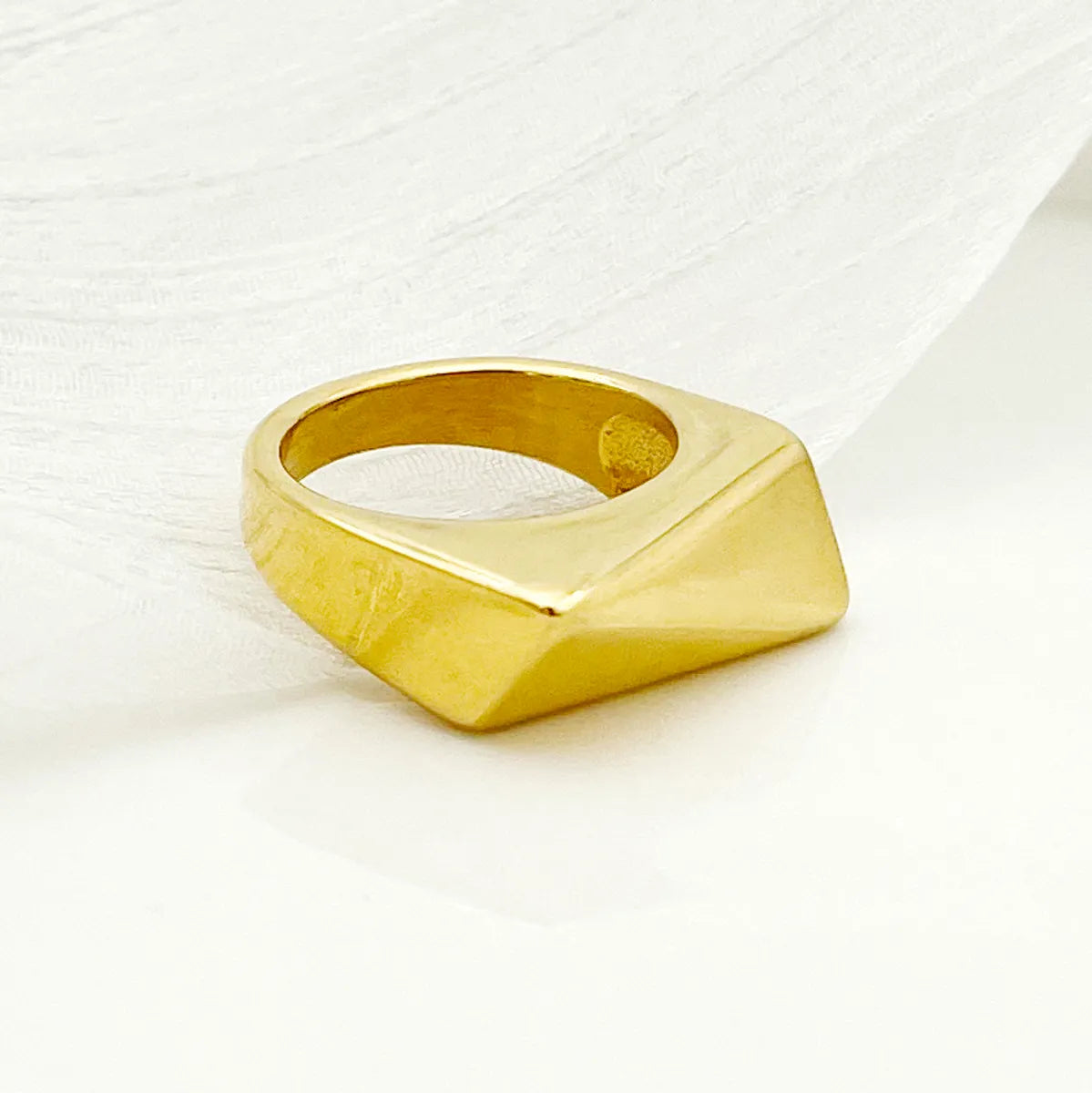 Artistic Commute Irregular Solid Color 14K Gold Plated 304 Stainless Steel Wholesale Rings