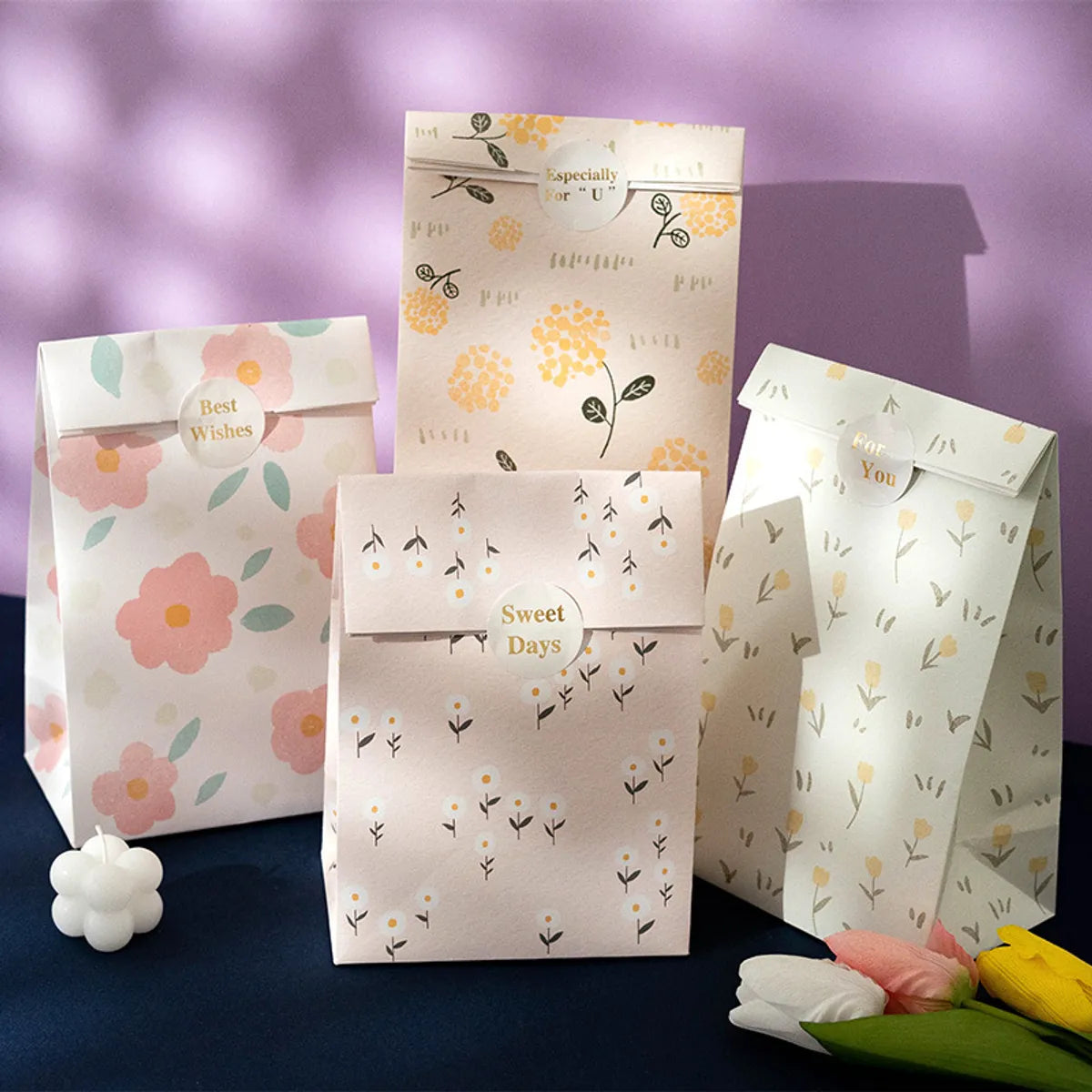 Artistic Flower Paper Special Occasion Gift Bags 1 Set