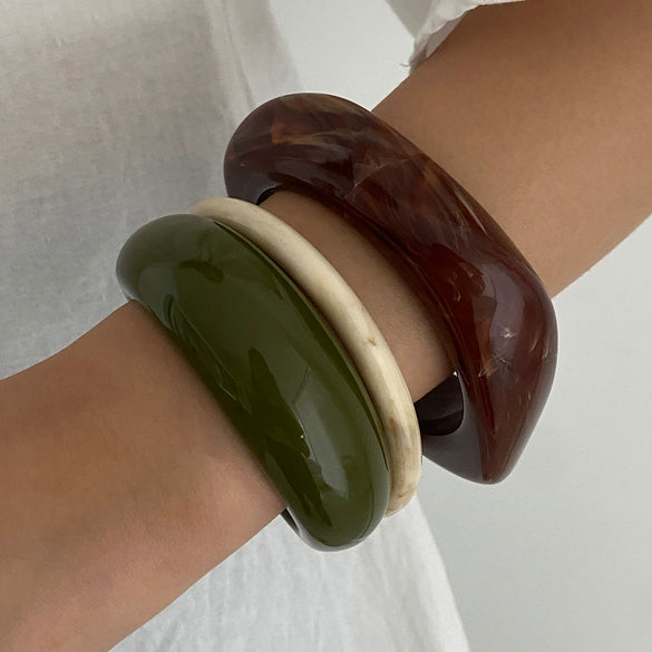Asymmetrical Acrylic And Resin Bracelet With Geometric Style And Glue Technique