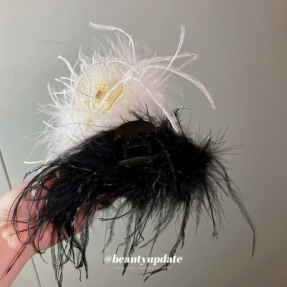 Autumn And Winter Super Fairy Ostrich Feather Hair Clip Handmade Niche Design High Grade Sense Grab Clip For Women
