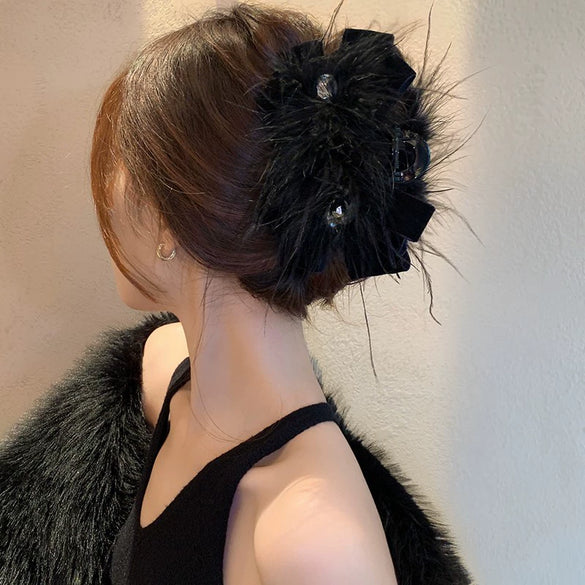 Autumn And Winter Super Fairy Ostrich Feather Hair Clip Handmade Niche Design High Grade Sense Grab Clip For Women