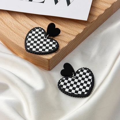 Autumn New Black And White Plaid Heart Earrings