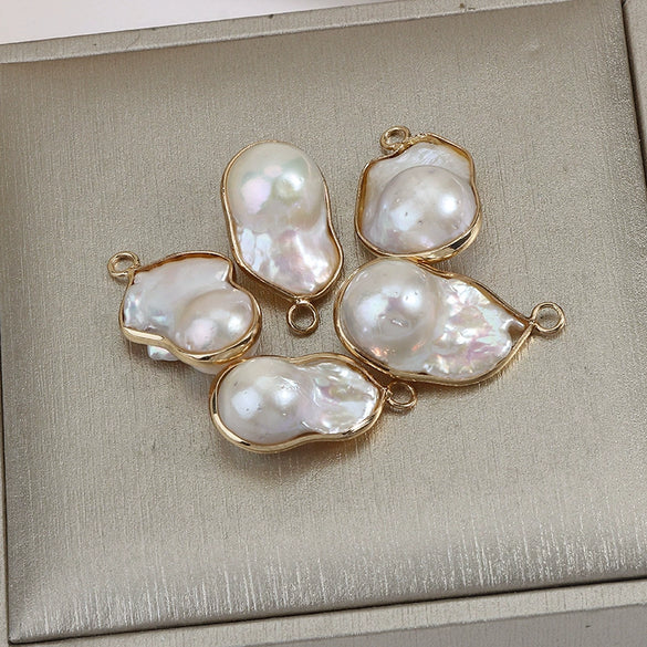 Baroque Fishtail Gilt Copper Goldplated Natural Freshwater Pearl Pendant Earrings Accessories