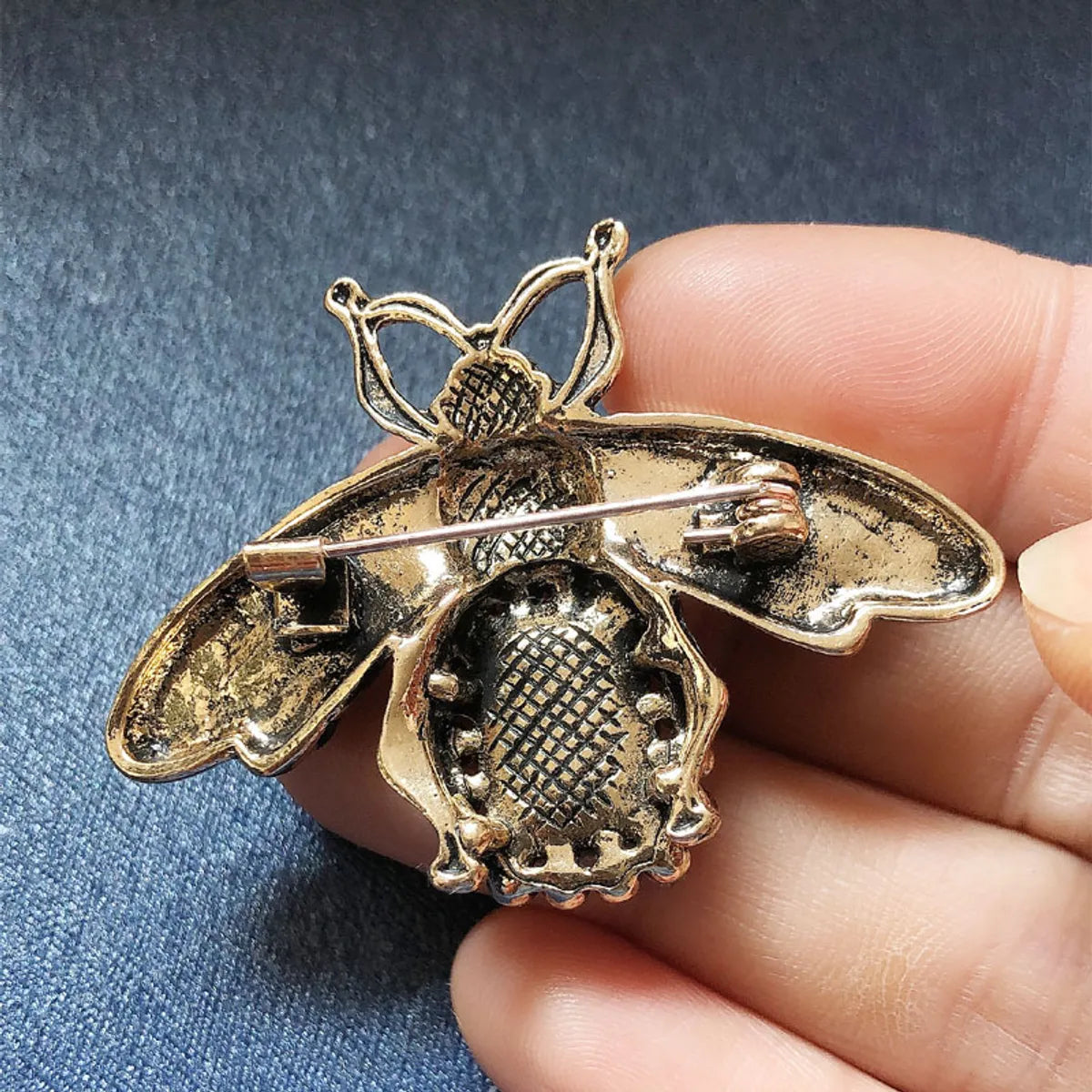 Baroque Style Bee Alloy Copper Inlay Crystal Glass Women'S Brooches