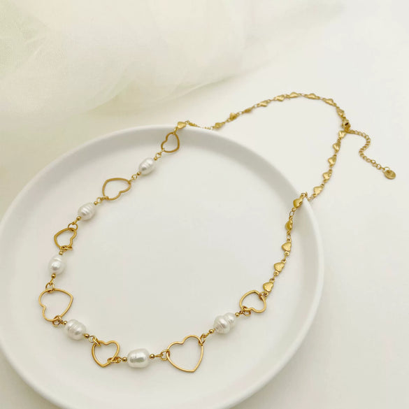 Baroque Style Freshwater Pearl Heartshaped Stainless Steel Chain Necklace With Electroplating Design For Women