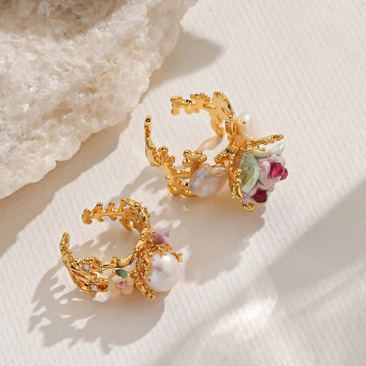 Baroque Style Vacation Flower Copper Plating Hollow Out Inlay Freshwater Pearl Zircon 18k Gold Plated Open Rings