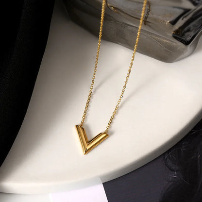 Wholesale Jewelry Basic Classic Style Letter 304 Stainless Steel 18K Gold Plated Plating Pendant Necklace