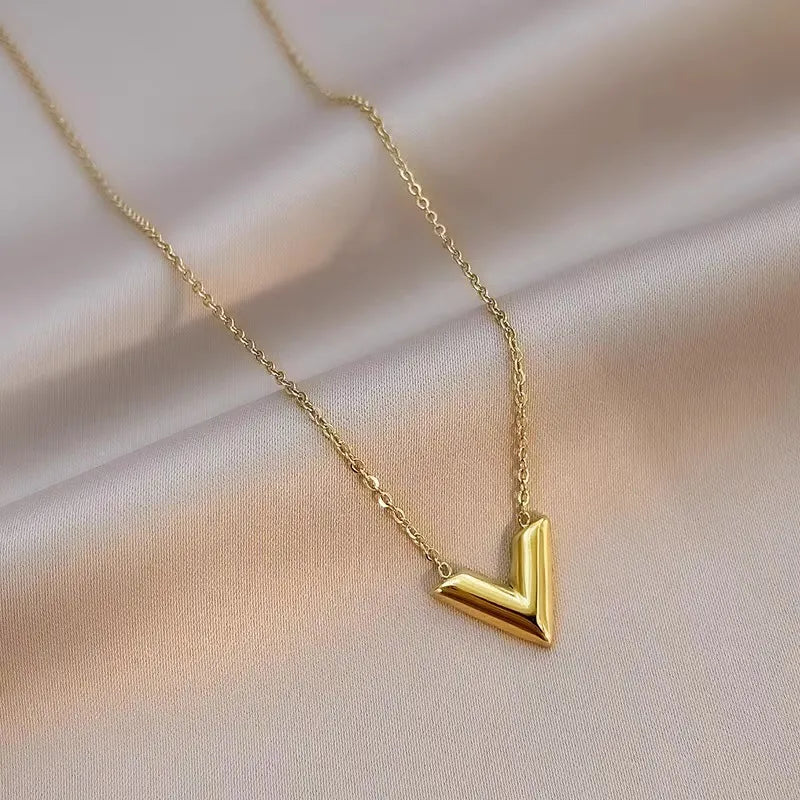 Wholesale Jewelry Basic Classic Style Letter 304 Stainless Steel 18K Gold Plated Plating Pendant Necklace