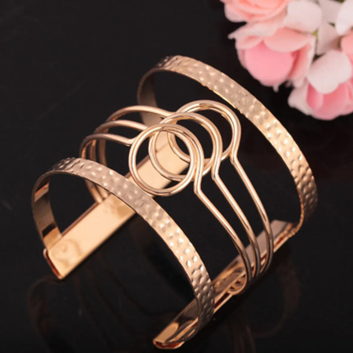 Basic Classic Style Solid Color Alloy Plating Women'S Bangle