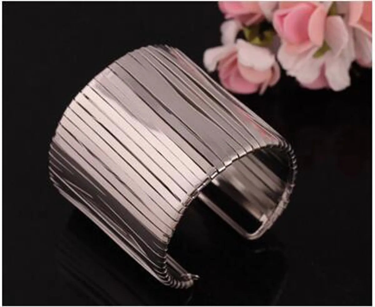 Basic Classic Style Solid Color Alloy Plating Women'S Bangle