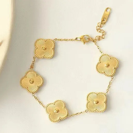 Wholesale Basic Flower Stainless Steel Titanium Steel Plating 18k Gold Plated Bracelets Earrings Necklace