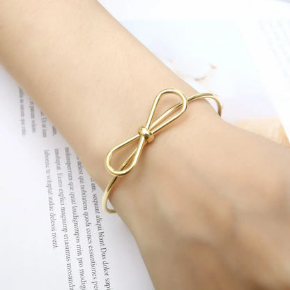 Basic Modern Style Bow Knot 304 Stainless Steel 18K Gold Plated Bangle In Bulk