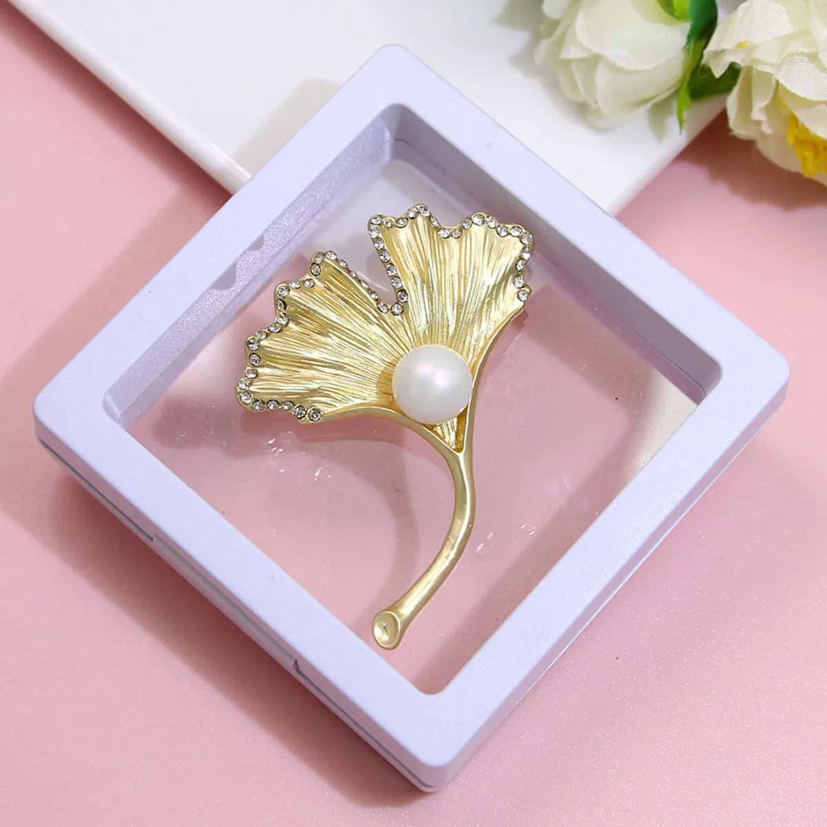 Basic Modern Style Classic Style Animal Flower Alloy Plating Inlay Artificial Pearls Rhinestones Women'S Brooches