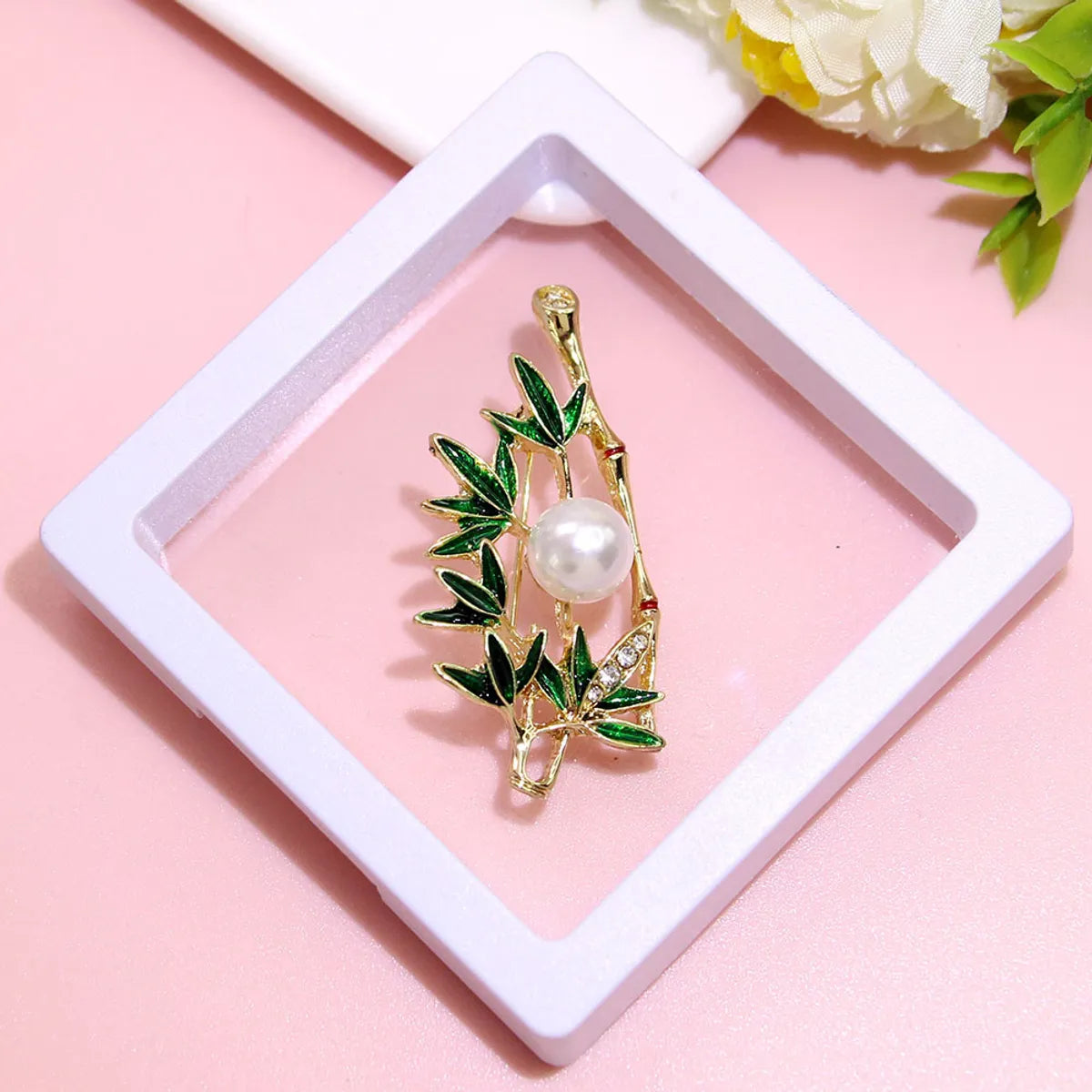 Basic Modern Style Classic Style Animal Flower Alloy Plating Inlay Artificial Pearls Rhinestones Women'S Brooches