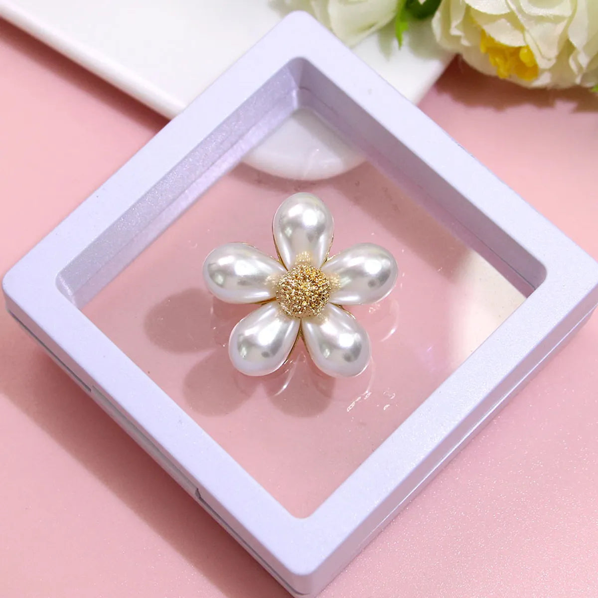 Basic Modern Style Classic Style Animal Flower Alloy Plating Inlay Artificial Pearls Rhinestones Women'S Brooches