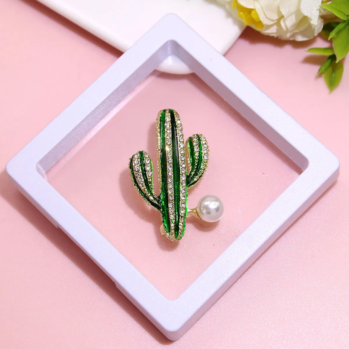 Basic Modern Style Classic Style Animal Flower Alloy Plating Inlay Artificial Pearls Rhinestones Women'S Brooches