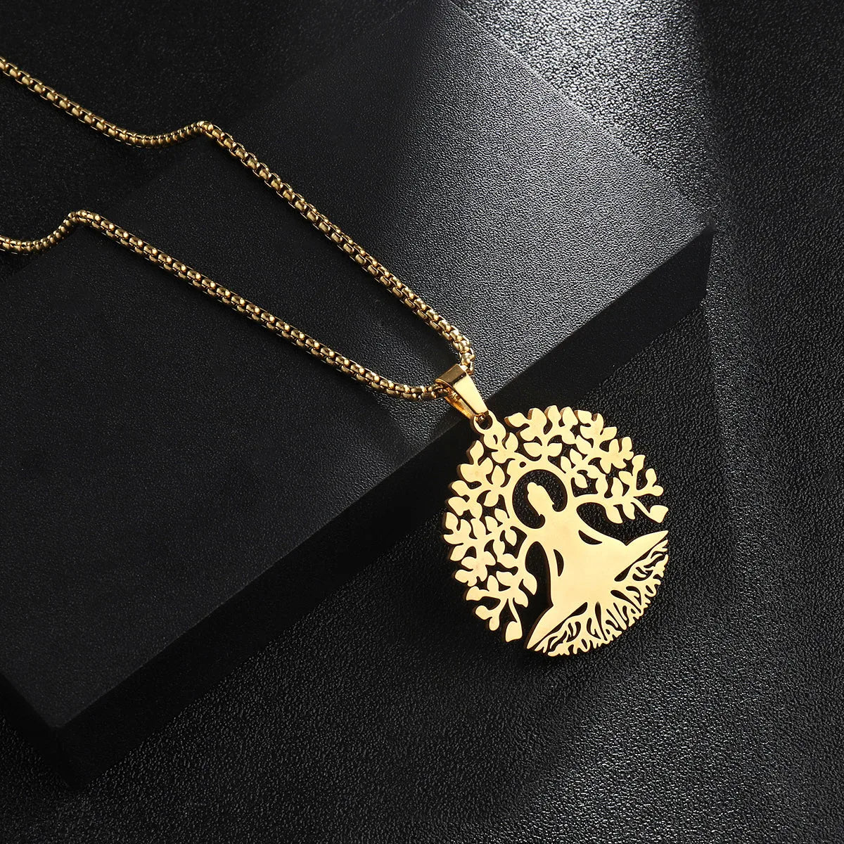 201 Stainless Steel 18K Gold Plated Basic Modern Style Classic Style Tree Pendant Necklace