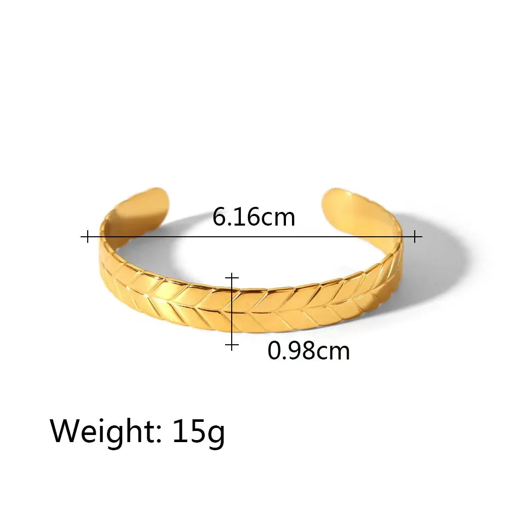 Basic Simple Style Classic Style C Shape Solid Color 304 Stainless Steel 18K Gold Plated Cuff Bracelets Wide Bracelet In Bulk