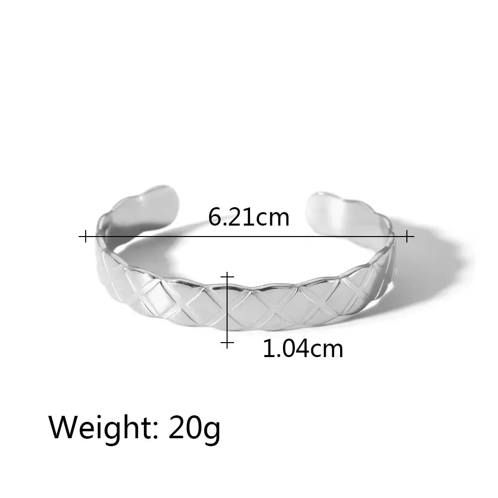 Basic Simple Style Classic Style C Shape Solid Color 304 Stainless Steel 18K Gold Plated Cuff Bracelets Wide Bracelet In Bulk