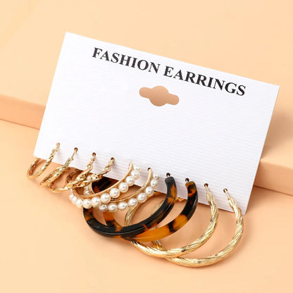 Basic Simple Style Heart Shape Spiral Stripe Leopard Arylic Imitation Pearl Alloy Inlay Rhinestones Women'S Earrings