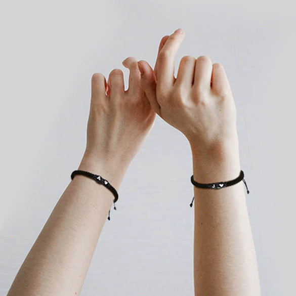 Black And White Heart Shaped Cord Braided Bracelet With Letter Design Hand Woven Simple Unisex Couple Bracelet