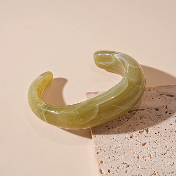 Blooming Irregular Geometric Resin Acrylic Bracelet With Dripping Oil Processing Fashion Light Luxury Jewelry