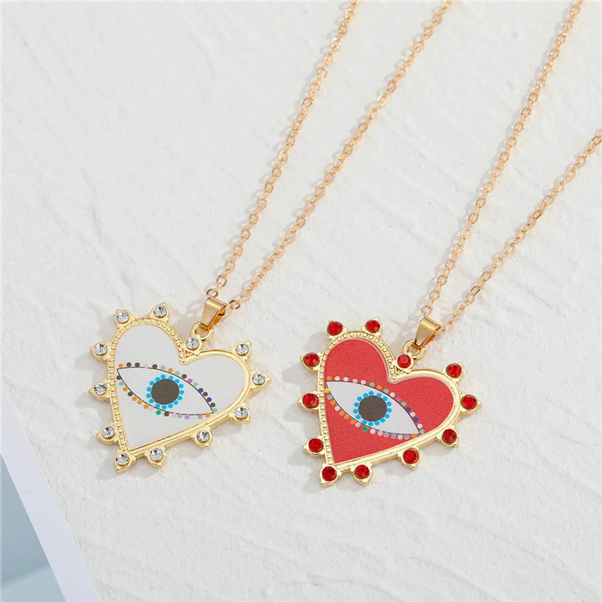 Bohemia New Diamond Heart-shaped Demon Eye Necklace