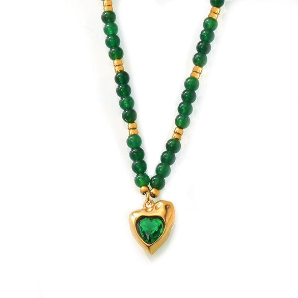 Bohemian Style Green Stone Stitching Beaded Titanium Steel Necklace With Love Shaped Pendant And Electroplating Treatment