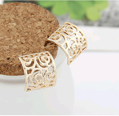 Boutique Korean Fashion Sweet And Simple Hollow Square Temperament Earrings