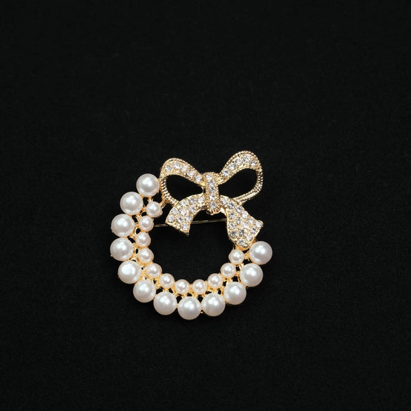 Bow Brooch Zinc Alloy Pearl Encrusted Diamond Electroplated Fashionable Artistic Style