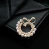 Bow Brooch Zinc Alloy Pearl Encrusted Diamond Electroplated Fashionable Artistic Style