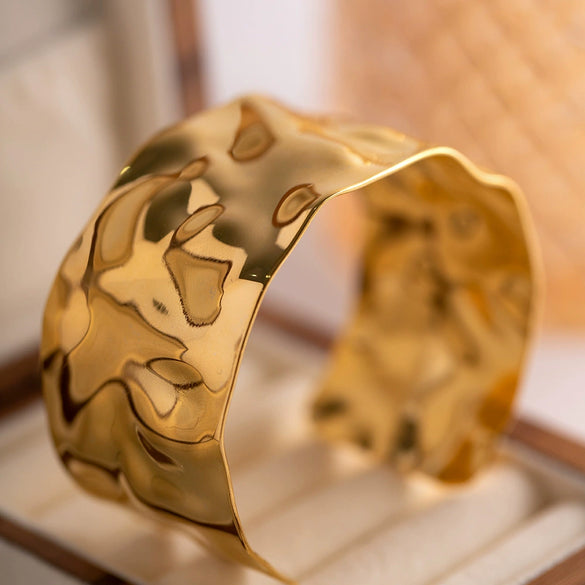 Bracelet Stainless Steel Geometric Hammer Pattern Exaggerated Wide Version Electroplated