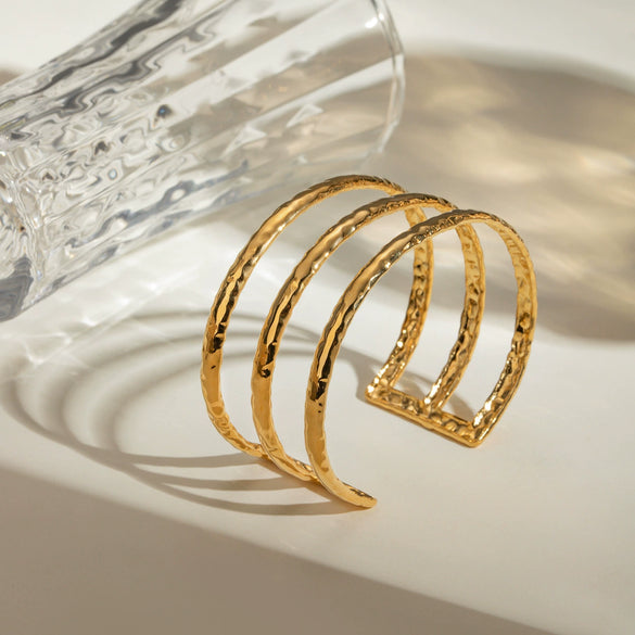 Bracelet Stainless Steel Hammer Pattern Electroplated Classic Fashion Style
