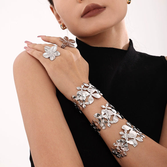 Bracelet Stainless Steel Pvd Electroplated French Flower Geometric Simple Style