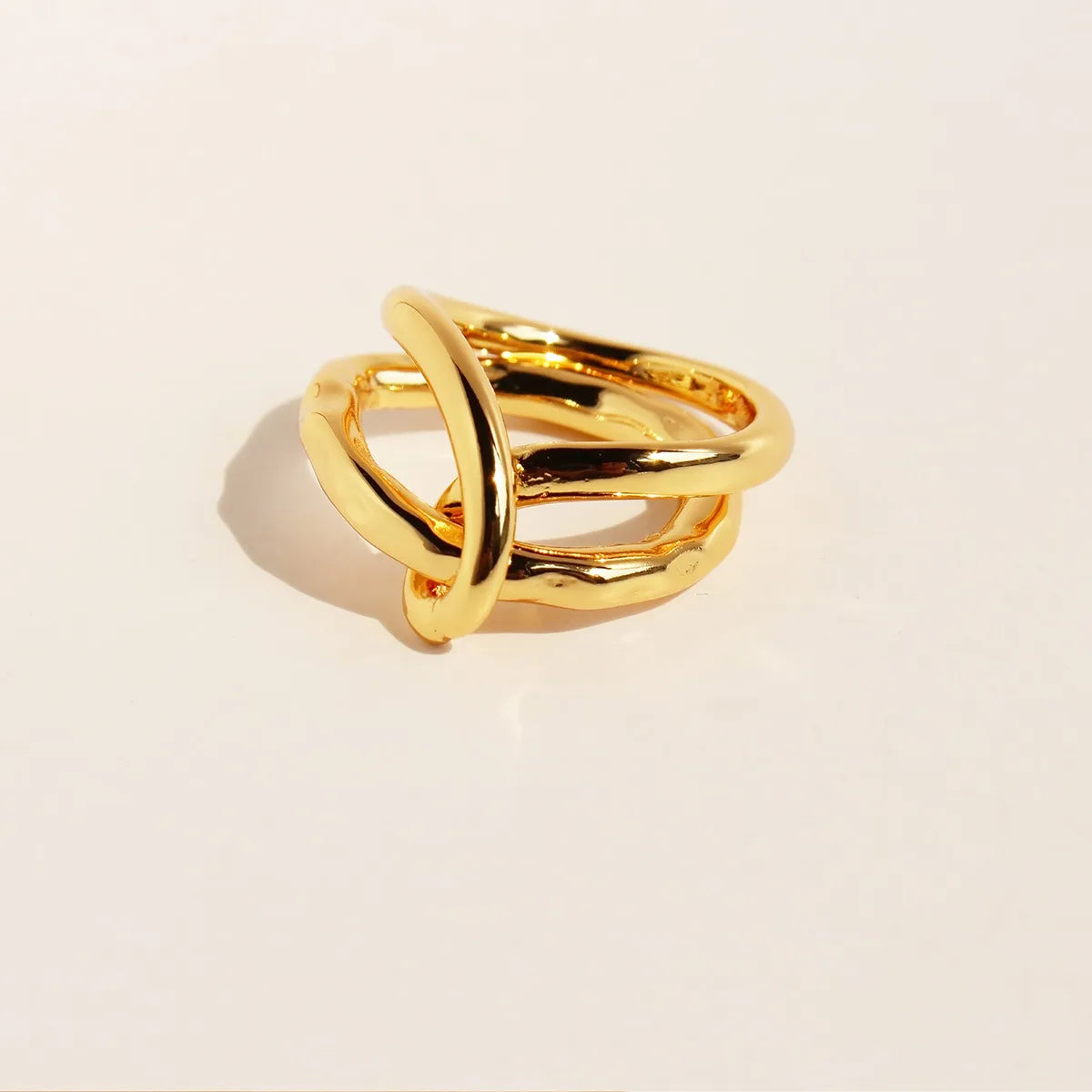 Brass 18K Gold Plated Exaggerated Simple Style Plating Geometric Knot Rings