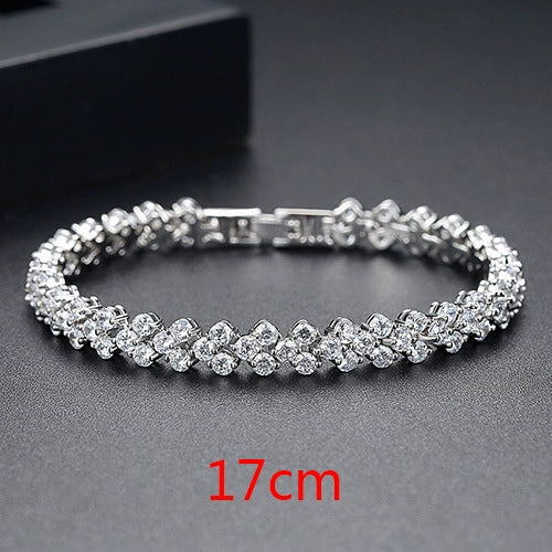 Brass Heart Shaped Zircon Bracelet For Women Fashion Electroplated Gemstone Bangle Gift Jewelry