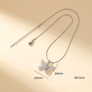 Brass Irregular Plating Butterfly Zircon Pendant Necklace