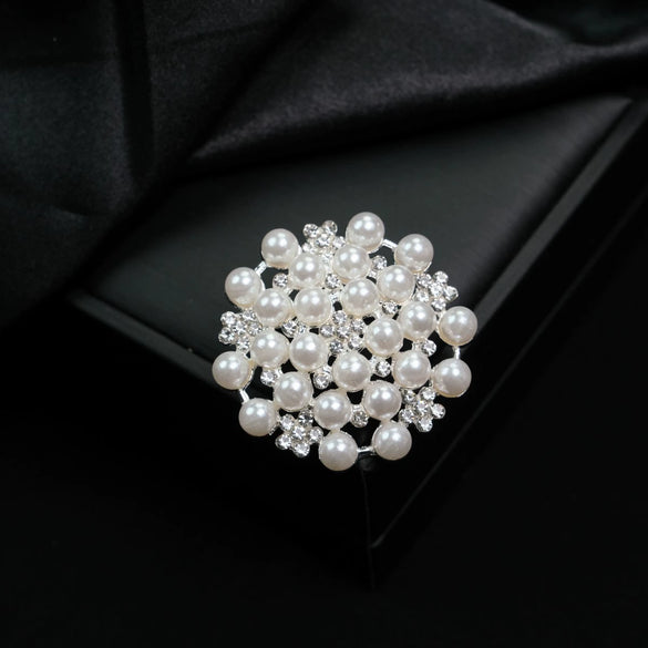 Brooch Zinc Alloy Flower Electroplating For Women