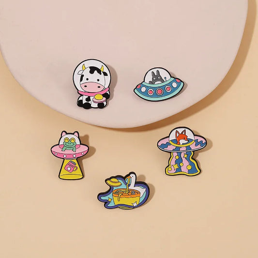 Cartoon Style Animal Cartoon Character Alloy Plating Unisex Brooches