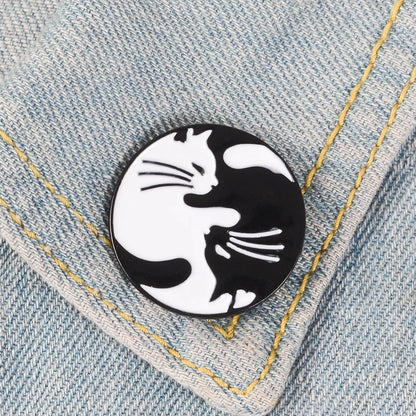 Cartoon Style Cat Alloy Plating Unisex Brooches