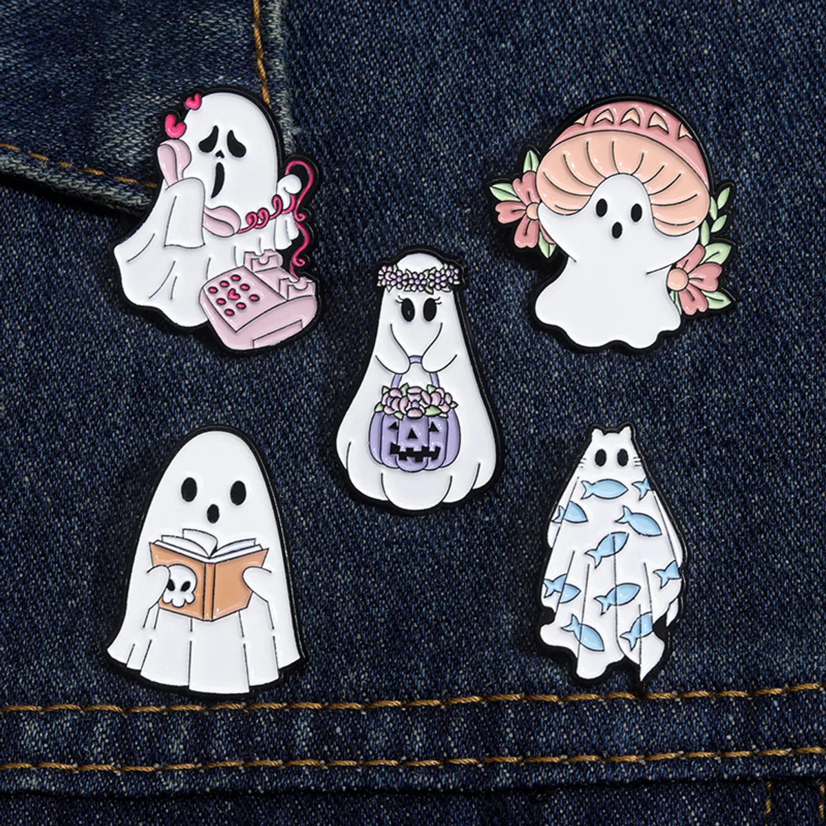 Cartoon Style Cowboy Style Halloween Pattern Ghost Devil Alloy Stamping Stoving Varnish Plating Women'S Brooches