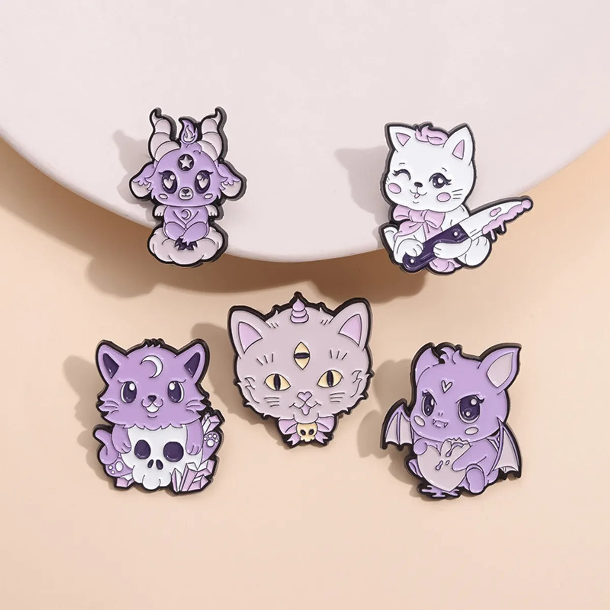 Cartoon Style Cute Cat Alloy Stoving Varnish Women'S Brooches