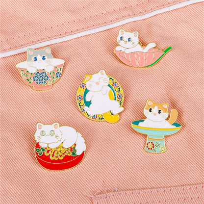 Cartoon Style Cute Cat Alloy Women'S Brooches