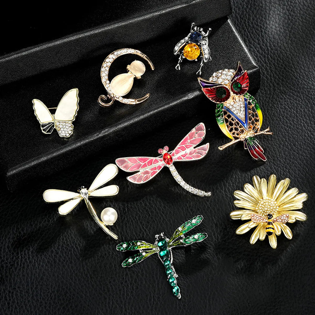 Cartoon Style Cute Cat Dragonfly Eagle Alloy Enamel Plating Inlay Artificial Pearls Rhinestones Unisex Corsage Brooches Collar Pin