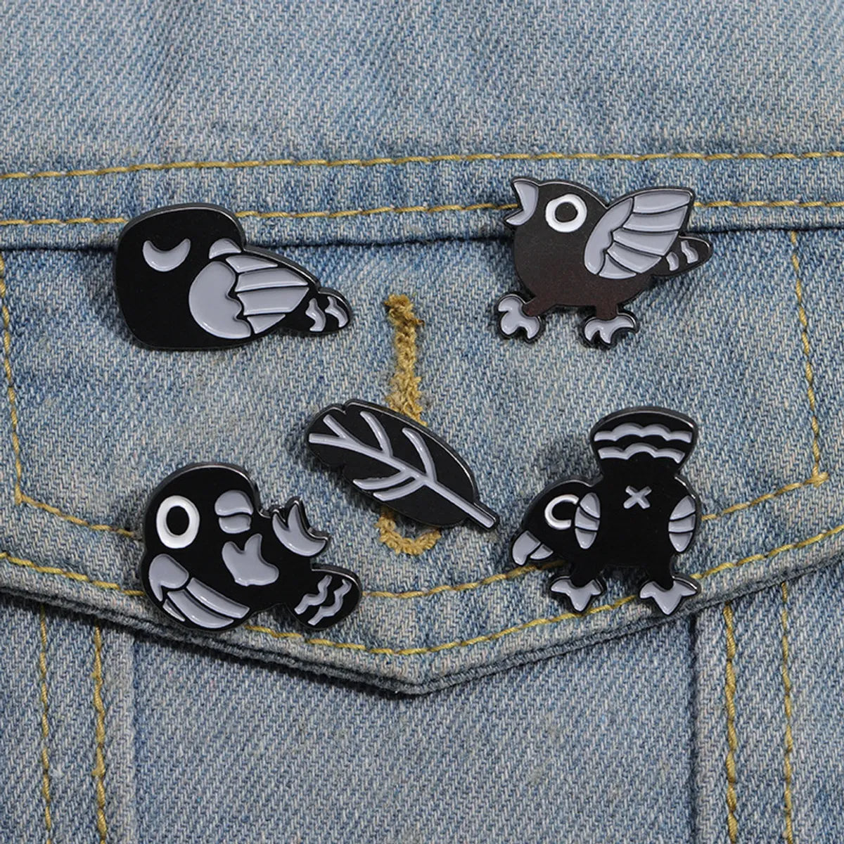 Cartoon Style Cute Classic Style Leaves Bird Alloy Plating Unisex Brooches