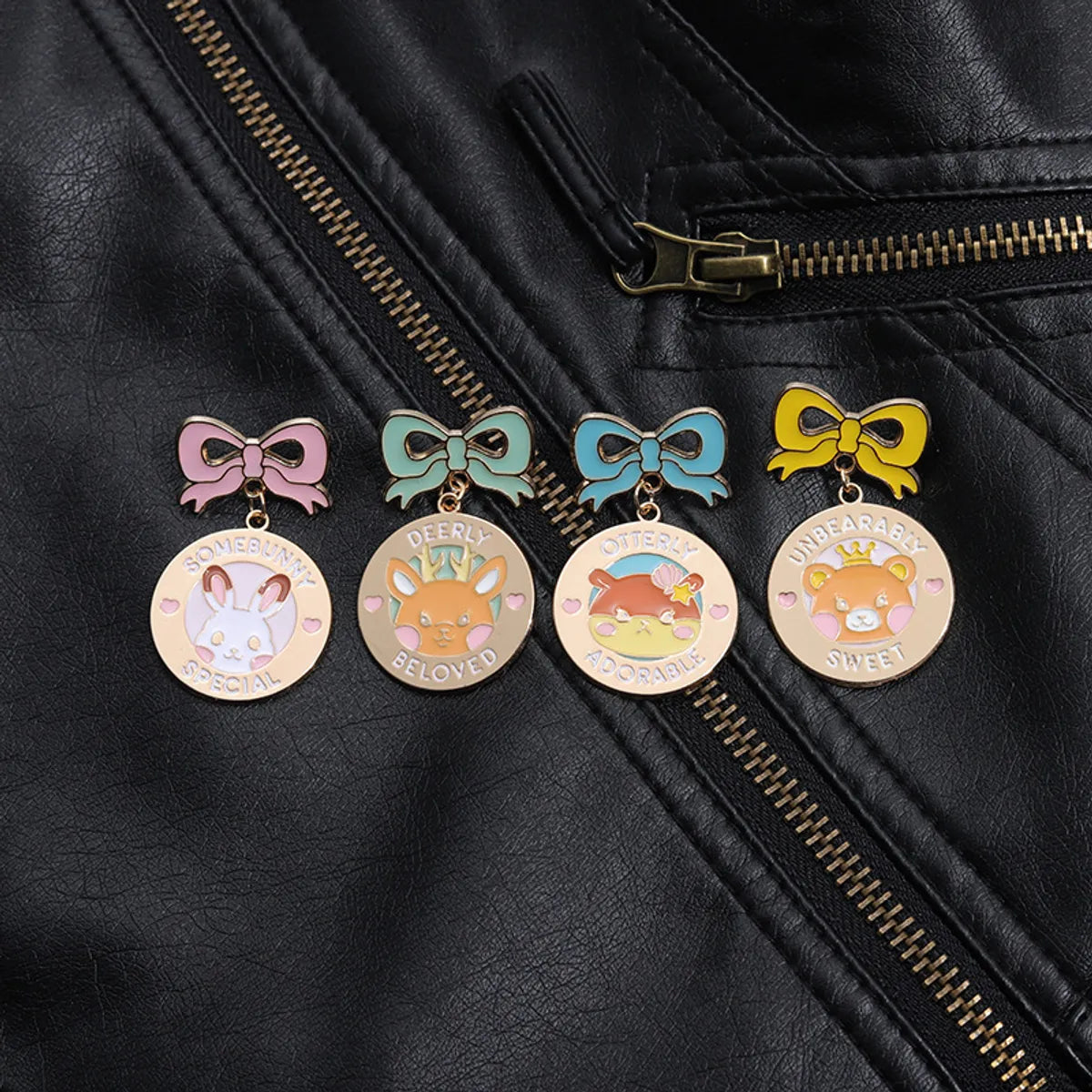 Cartoon Style Cute Cowboy Style Animal Letter Bow Knot Alloy Stamping Stoving Varnish Unisex Brooches